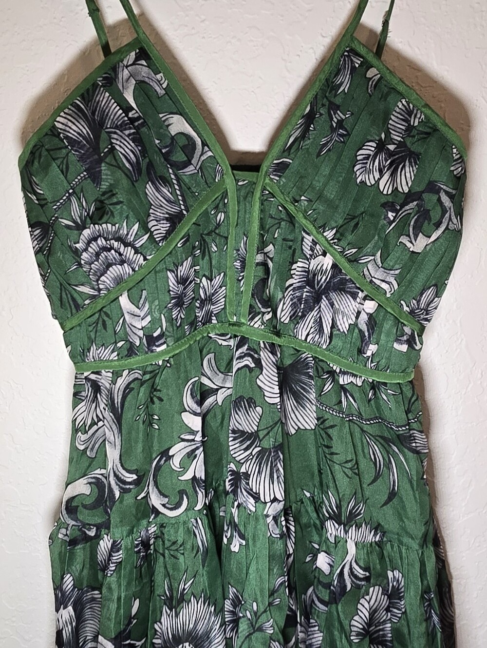 Anthropologie Green Floral Midi Dress Small Smocked Back Sweetheart Boho Cottage - Picture 2 of 11